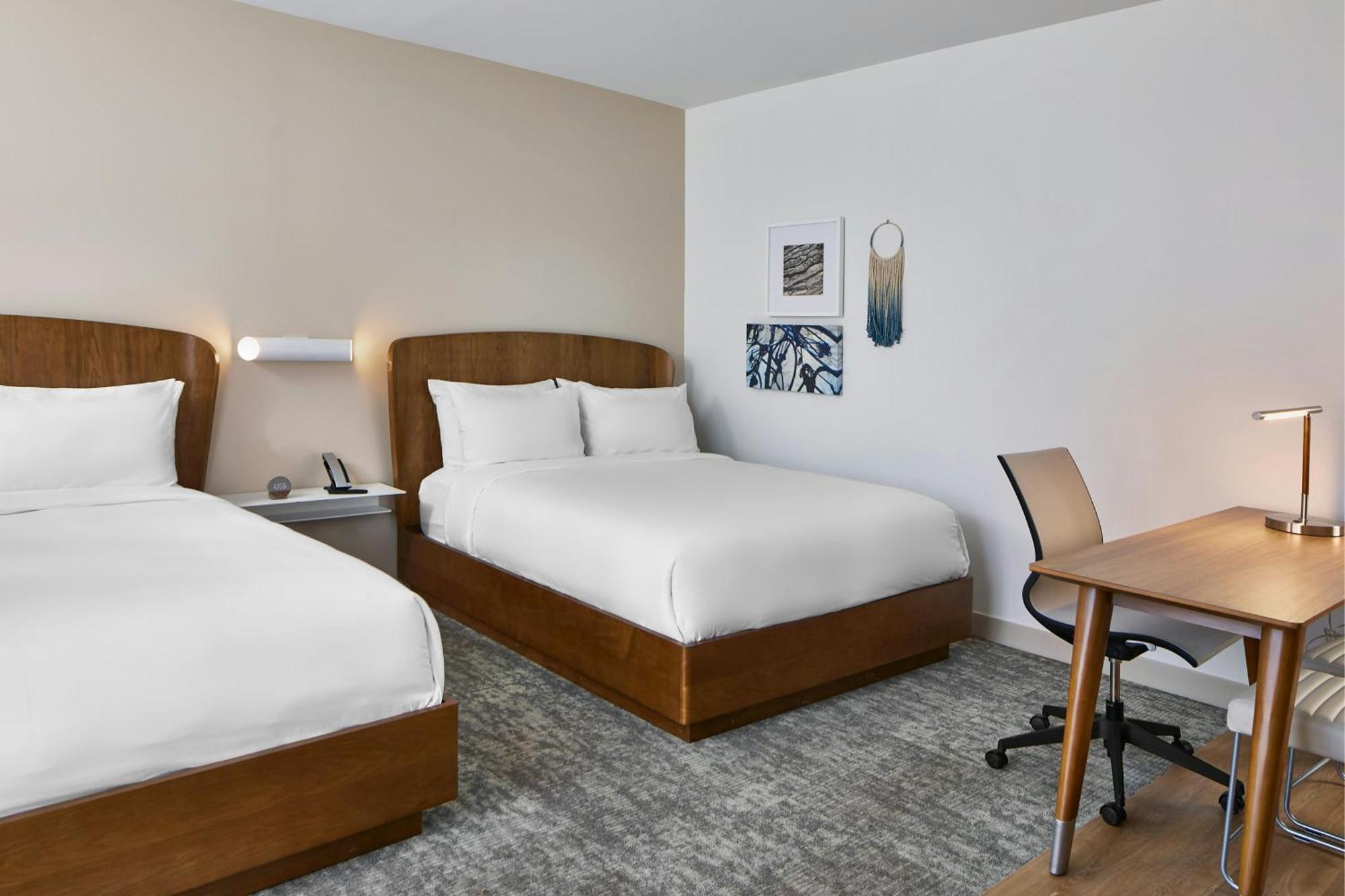 Element Perimeter Center Hotel *